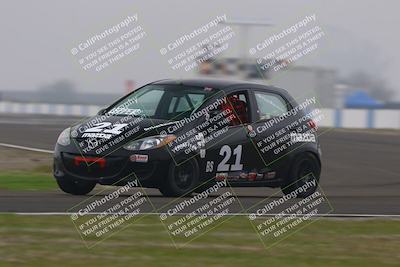 media/Jan-18-2026-CalClub SCCA (Sun) [[8bc6468723]]/Group 3 Race/Turn 1/